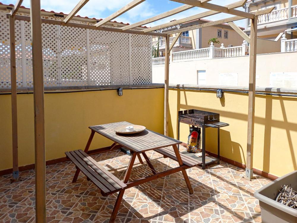 فندق Casa La Sonrisa Shared House El Médano المظهر الخارجي الصورة